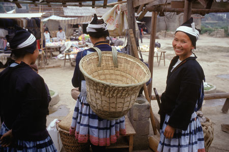 Yao Girls In Market